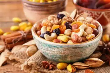 Best Dry Fruits For Weight Gain in Hindi