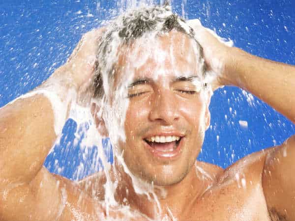Hot water bath benefits in hindi