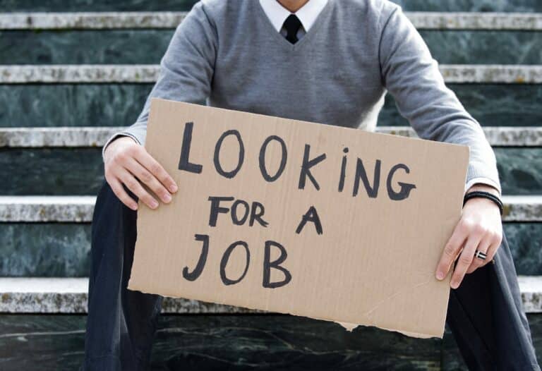 70+ बेरोजगारी पर नारे | Unemployment Slogans in Hindi