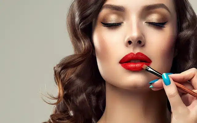 glowing makeup tips hindi