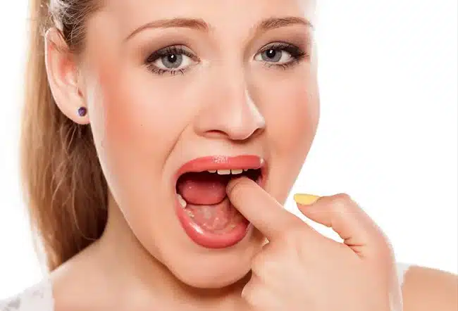 Read more about the article दांत दर्द ठीक करने के घरेलू उपाय | दांत दर्द दूर या बंद करने का तरीका