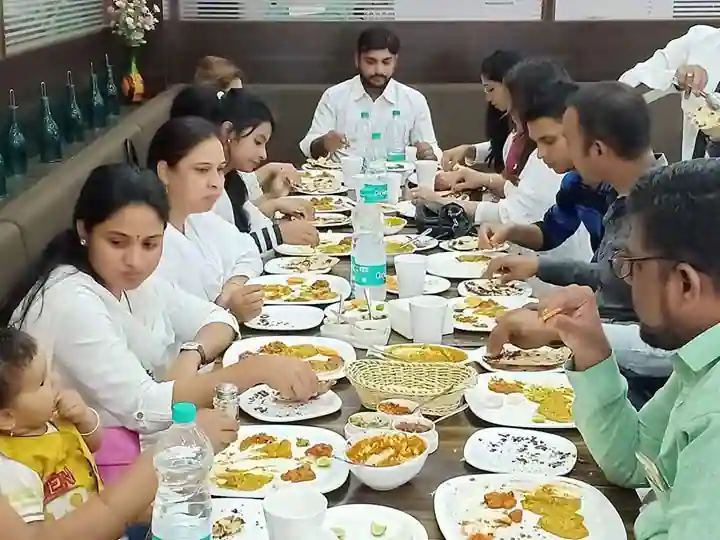 restaurant business plan in hindi